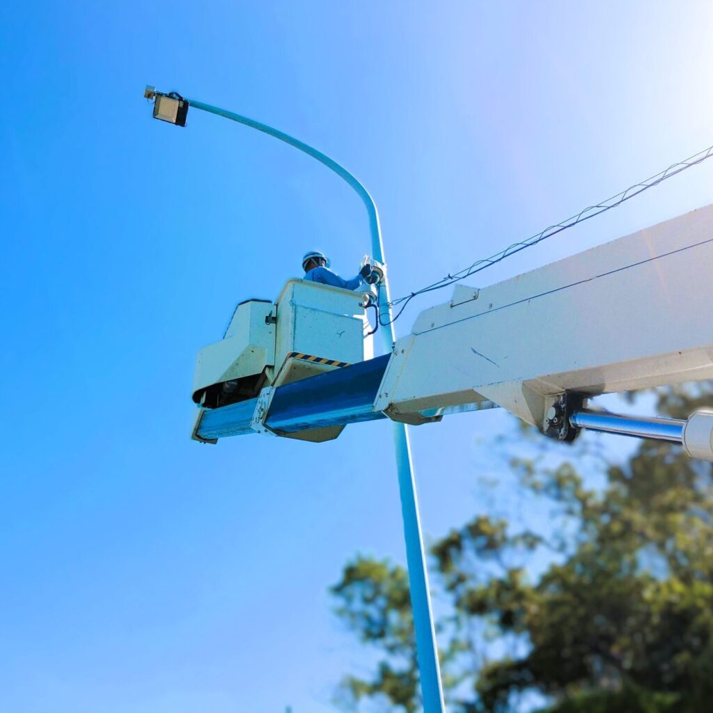 aerial-work-vehicle02
