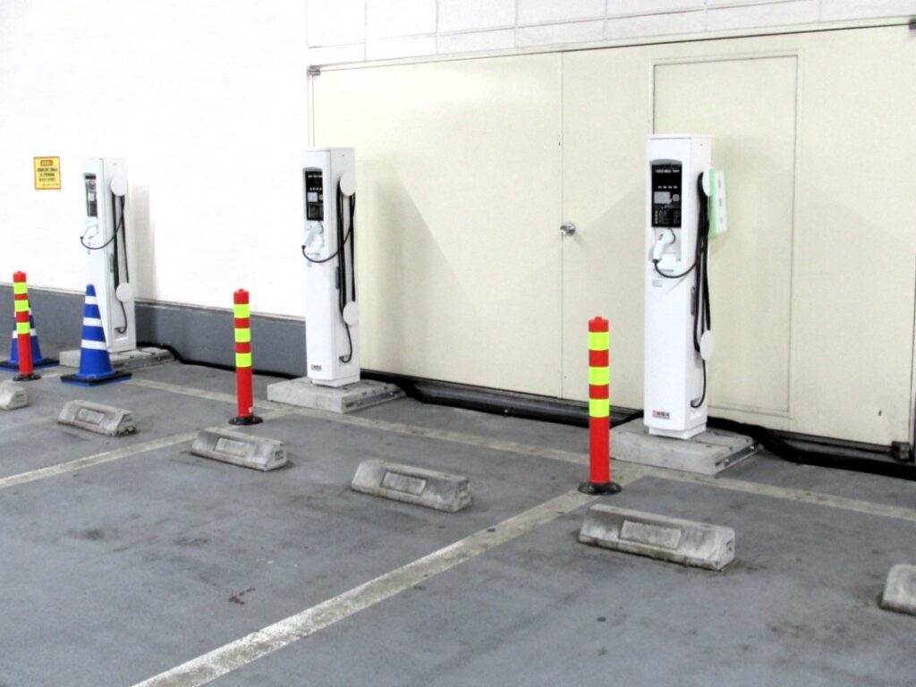 electric-car-charger01